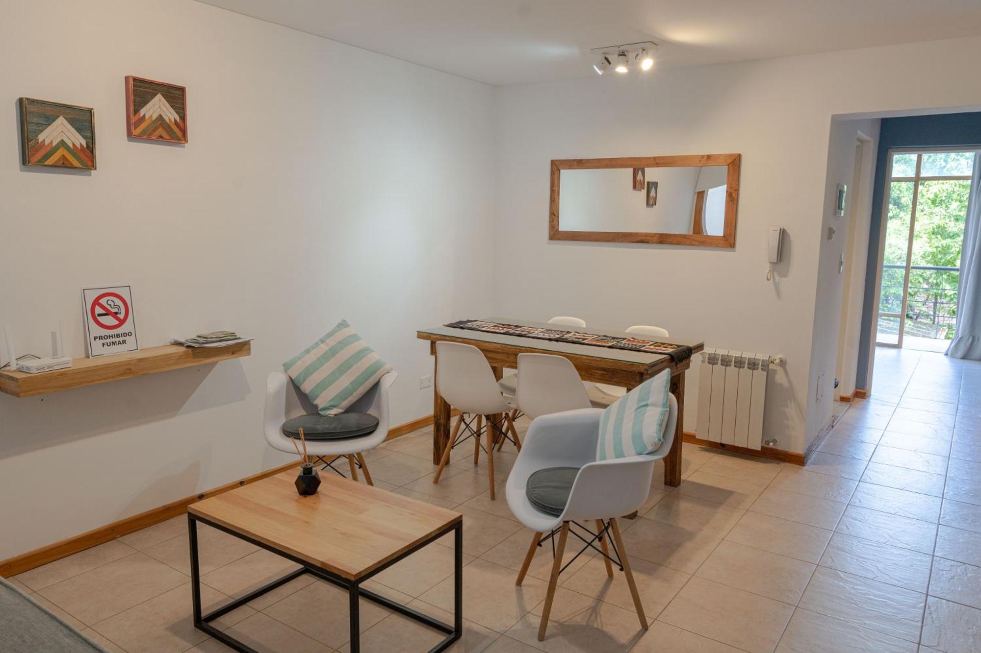 Moderno Departamento Centrico En San Martin De Los Andes - Habitatsma מראה חיצוני תמונה